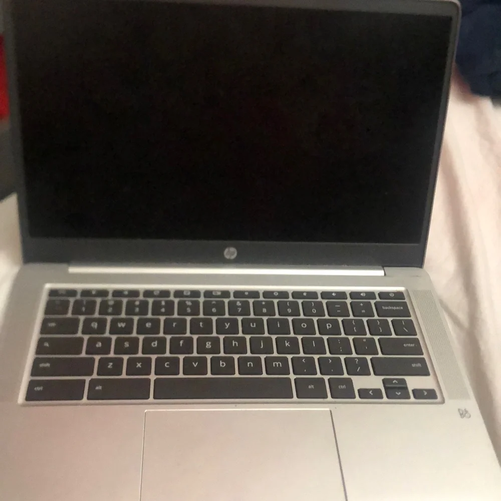 HP Laptop 14 inch screen chromebook
